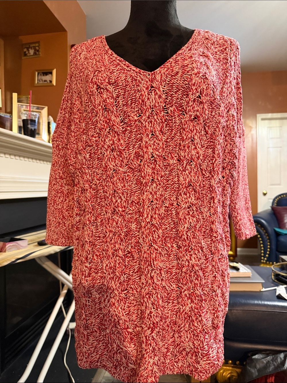 Express Women's Red Marled Cable-Knit V-Neck Sweater